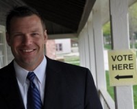 kris-kobach-10328-300x240